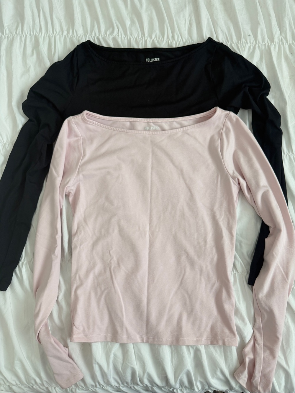 2 for $15 Hollister Long Sleeve Boatneck Tops — Light Pink & Black Set